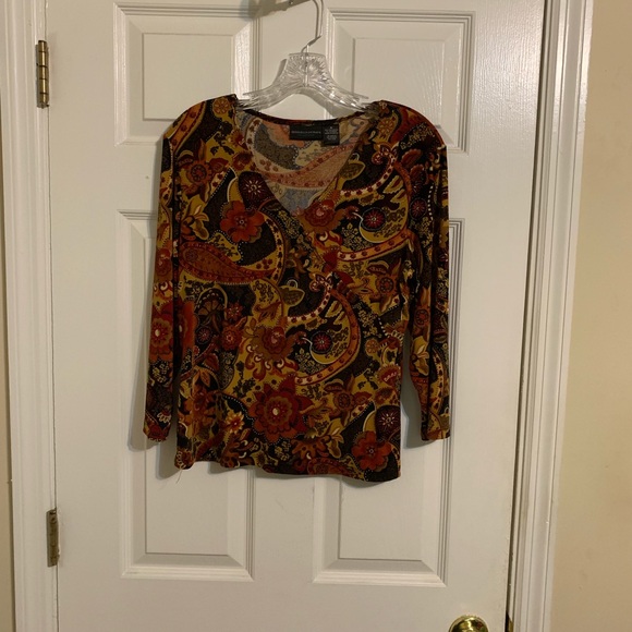Good Clothes Top size Medium - Picture 7 of 7